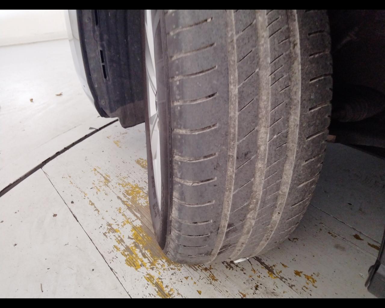 VOLKSWAGEN Golf VIII 2024 - Golf 2.0 tdi Life 115cv