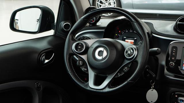 SMART Brabus 0.9 Turbo twinamic cabrio Xclusive