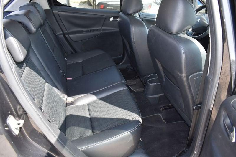 Peugeot 207 1.6 8V HDi 93CV 5p. Active