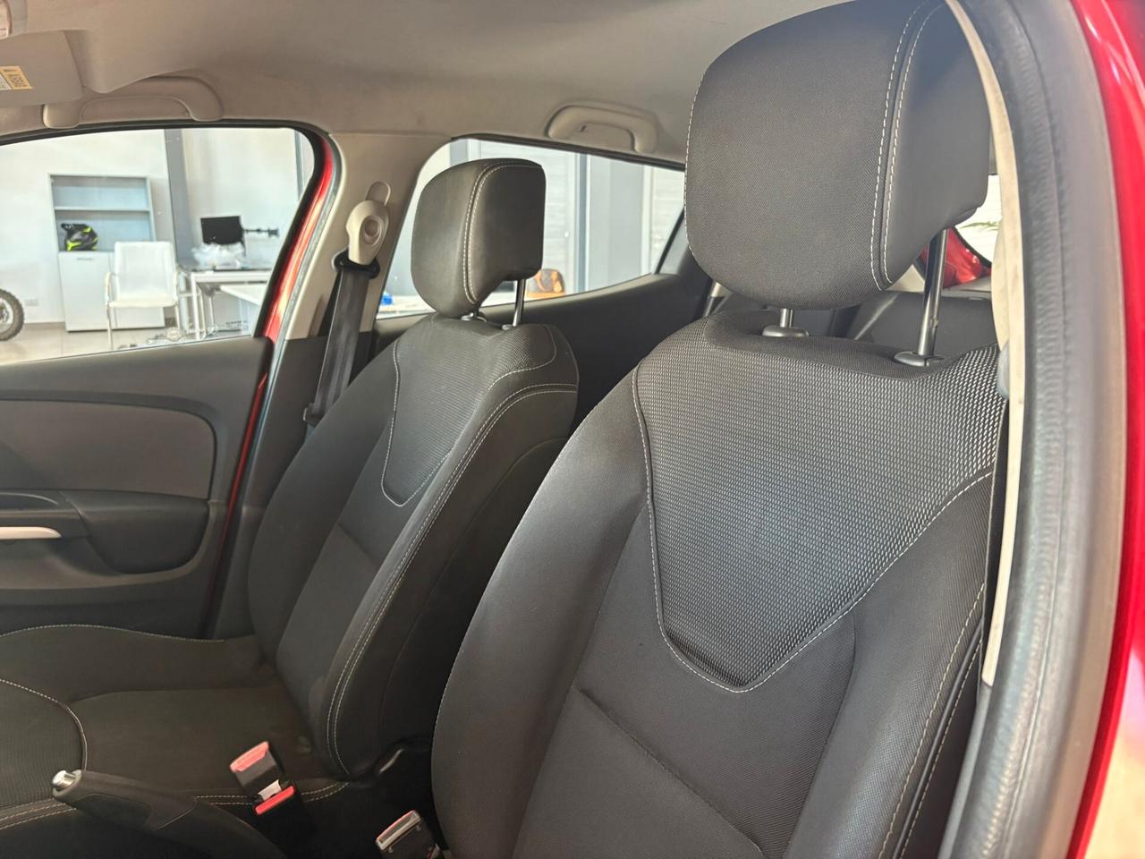Renault Clio dCi 8V 90 CV Start&Stop 5 porte Energy Duel