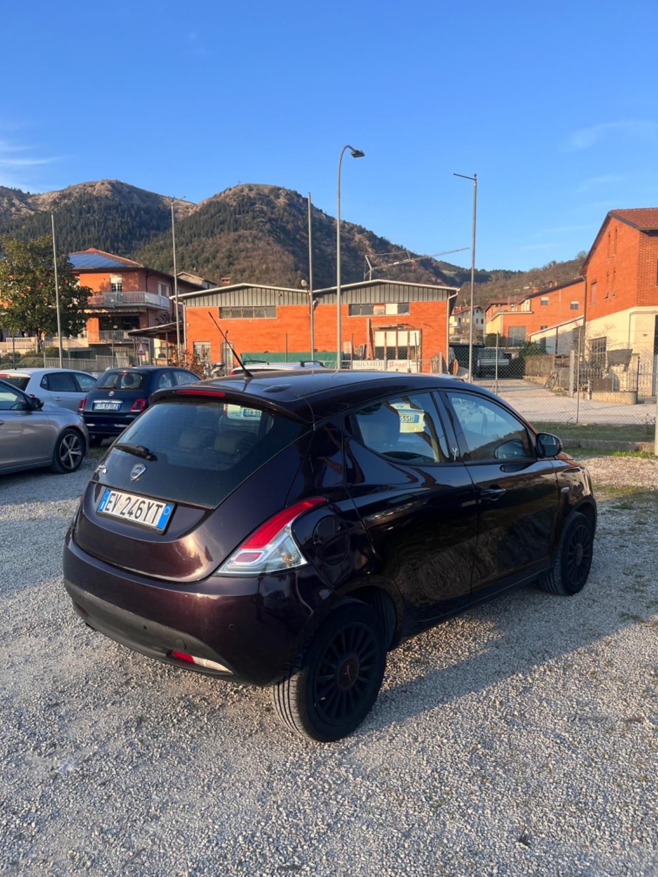 Lancia Ypsilon 1.3 Multijet 110000 km PARI AL NUOVO