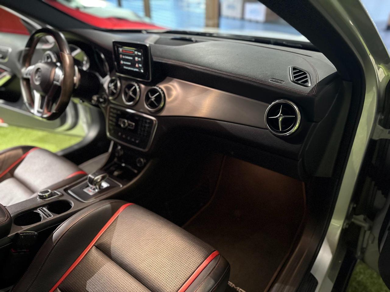 Mercedes GLA 45 AMG 4matic 360cv auto