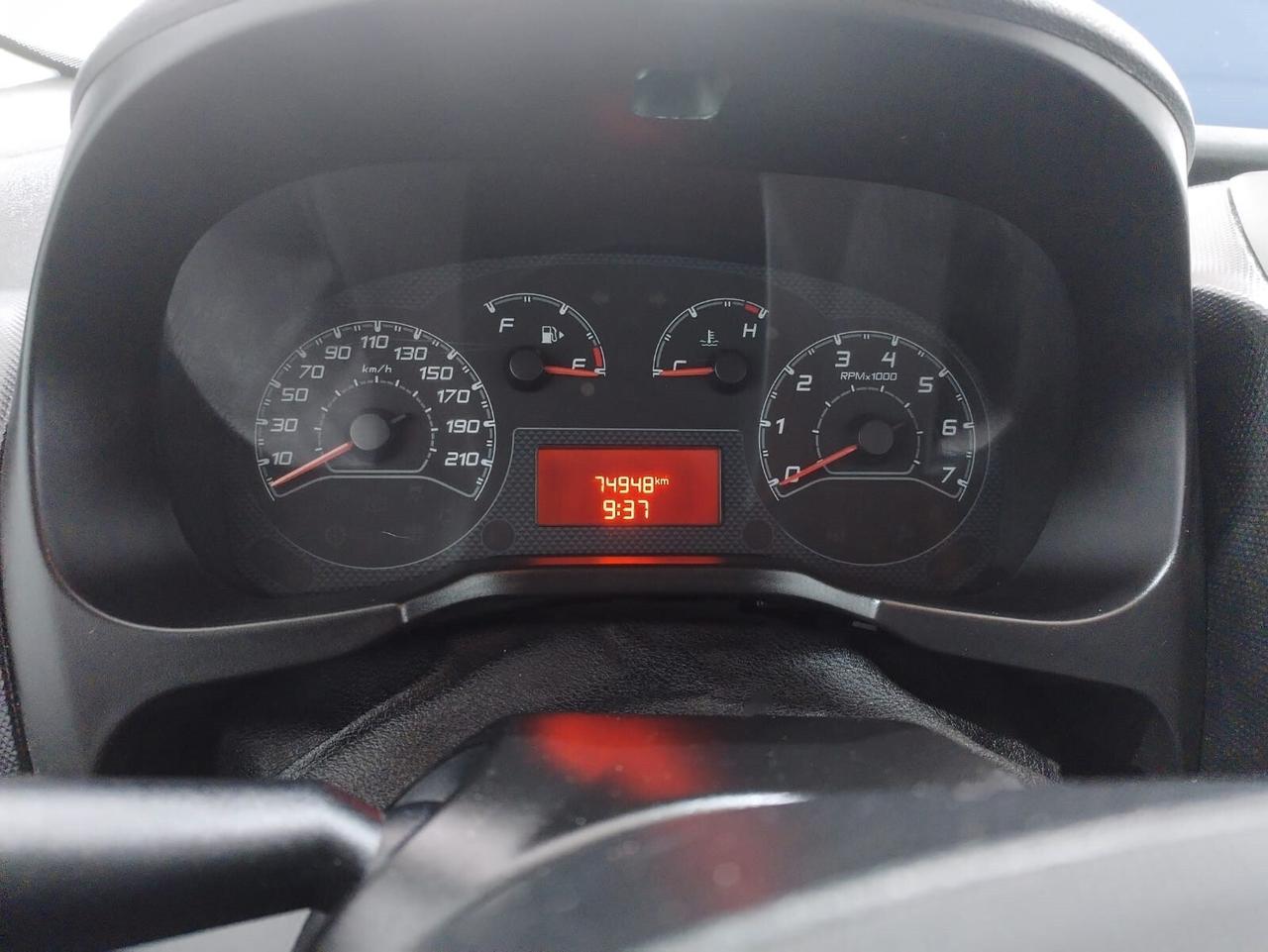 Fiat Qubo 1.3 MJT 80 CV Lounge