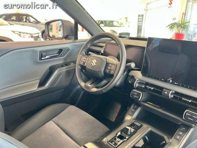 SUZUKI Across Plug-in Hybrid 4X4 TOP