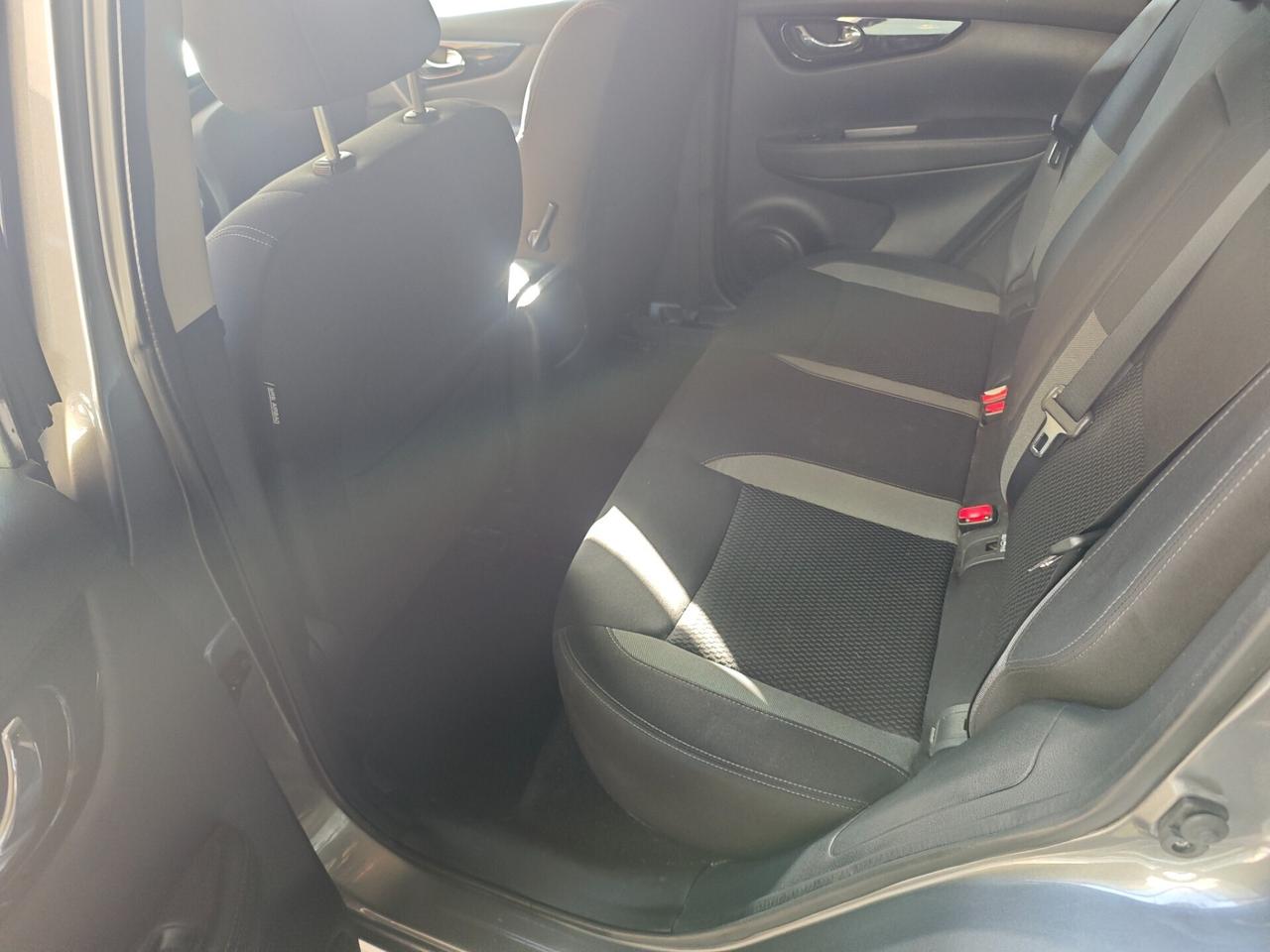 Nissan Qashqai 1.3 DIG-T 140 CV Business