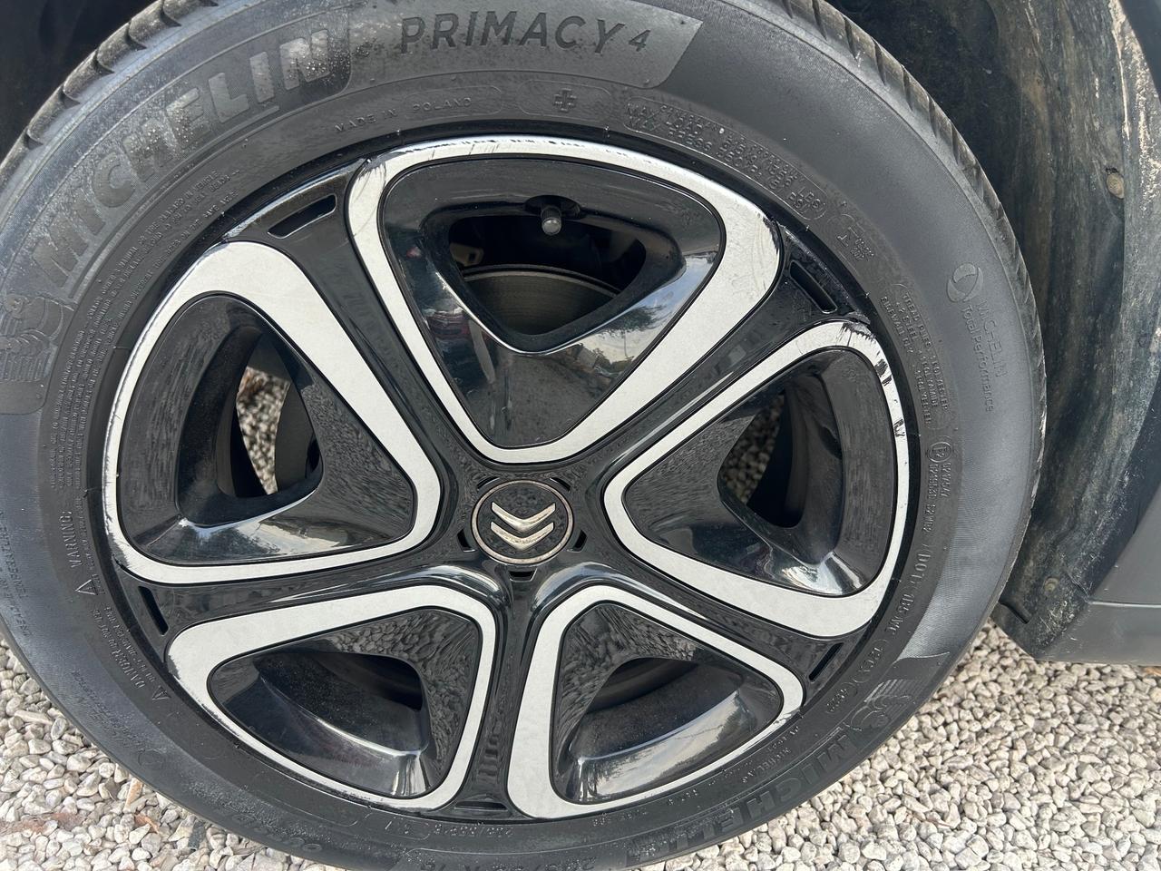 Citroen C3 1.2 SHINE FULL NAVI