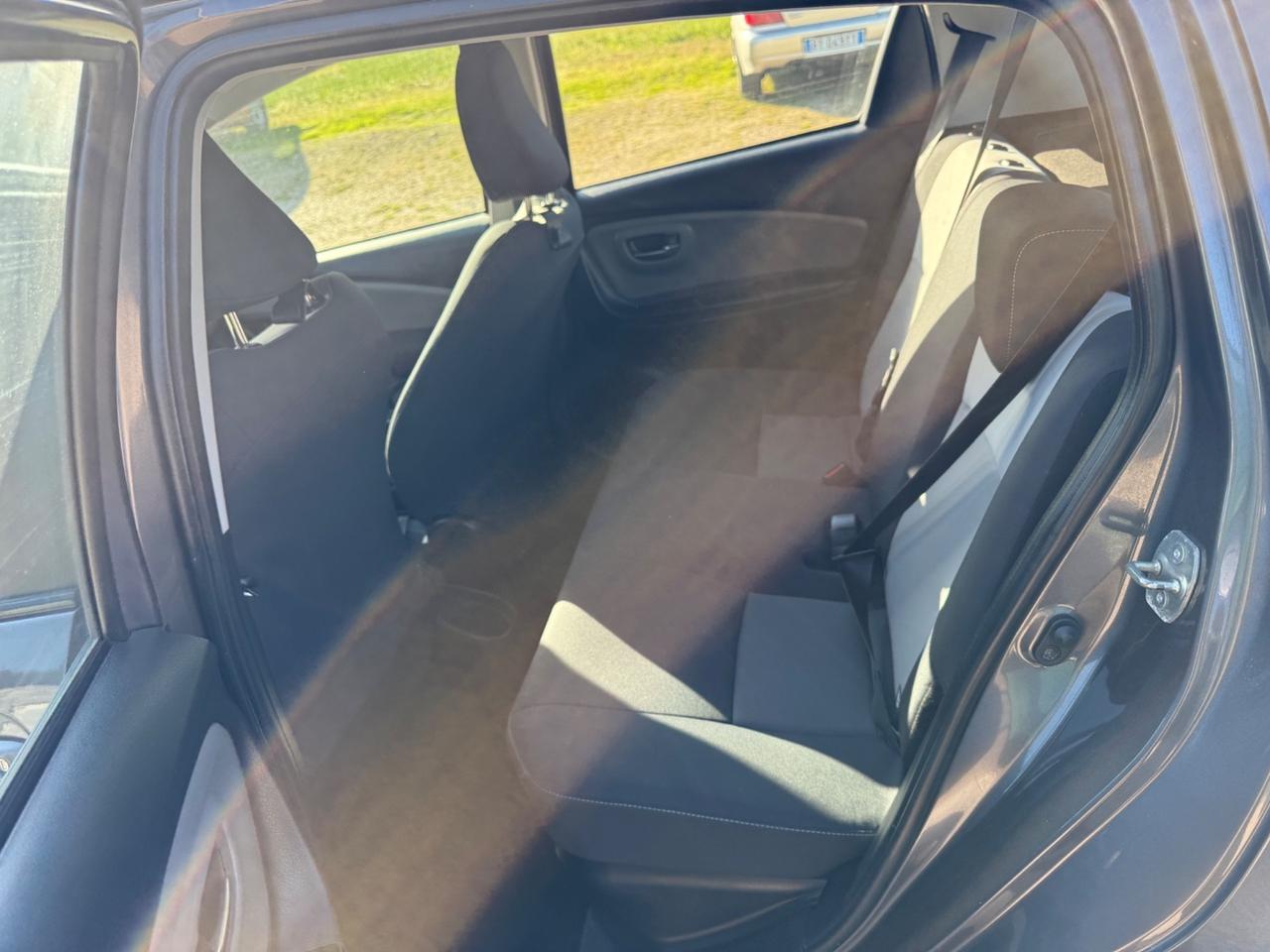 Toyota Yaris 1.5 Hybrid 5 porte Business