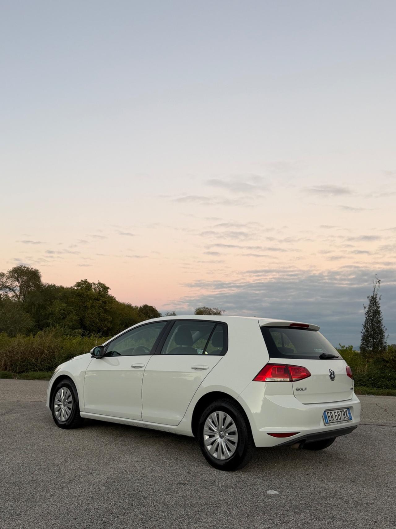 Volkswagen Golf Confortline