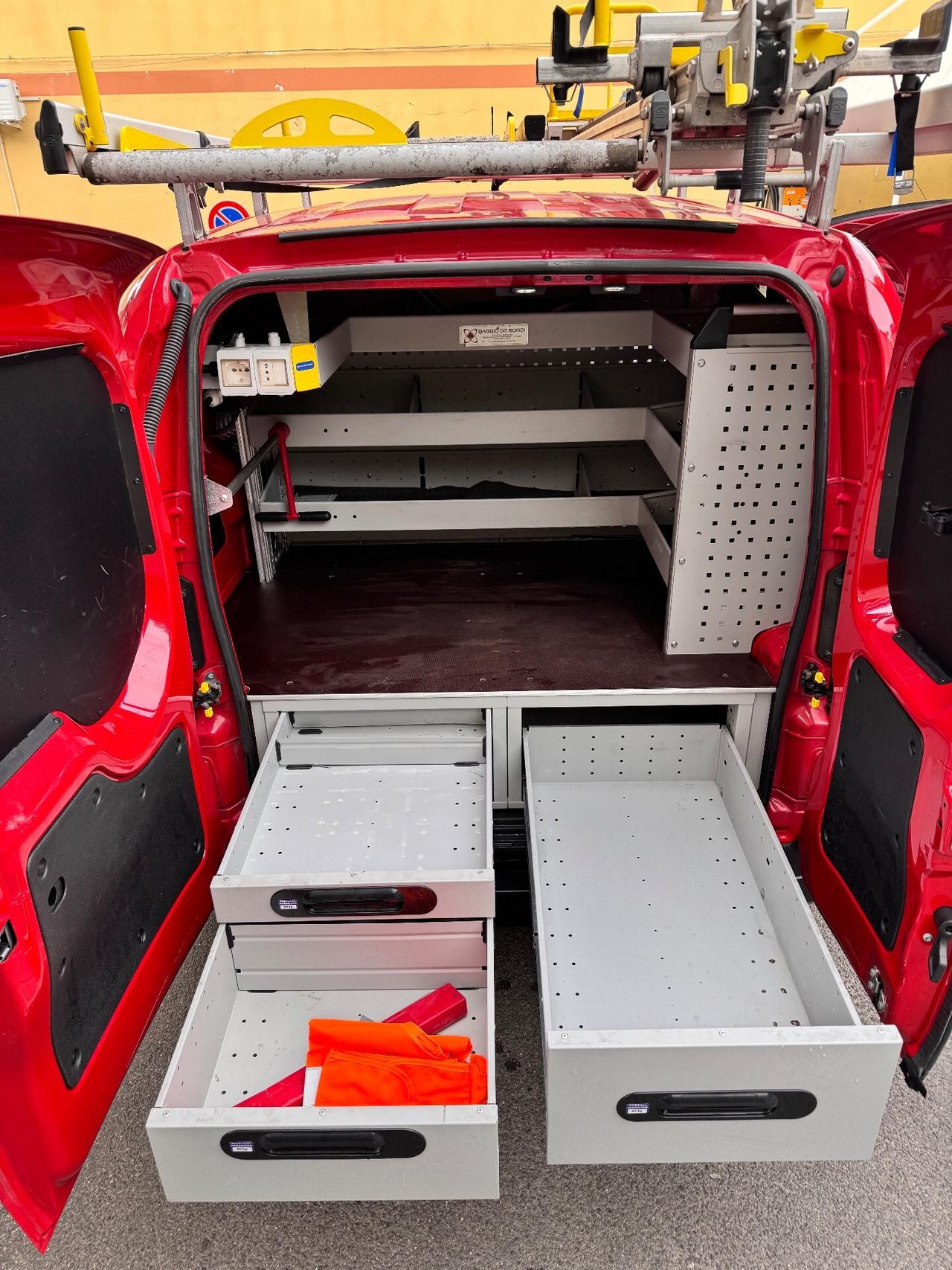 Fiat Fiorino 1.3 MJT 95CV OFF. MOBILE IVA COMPRESA