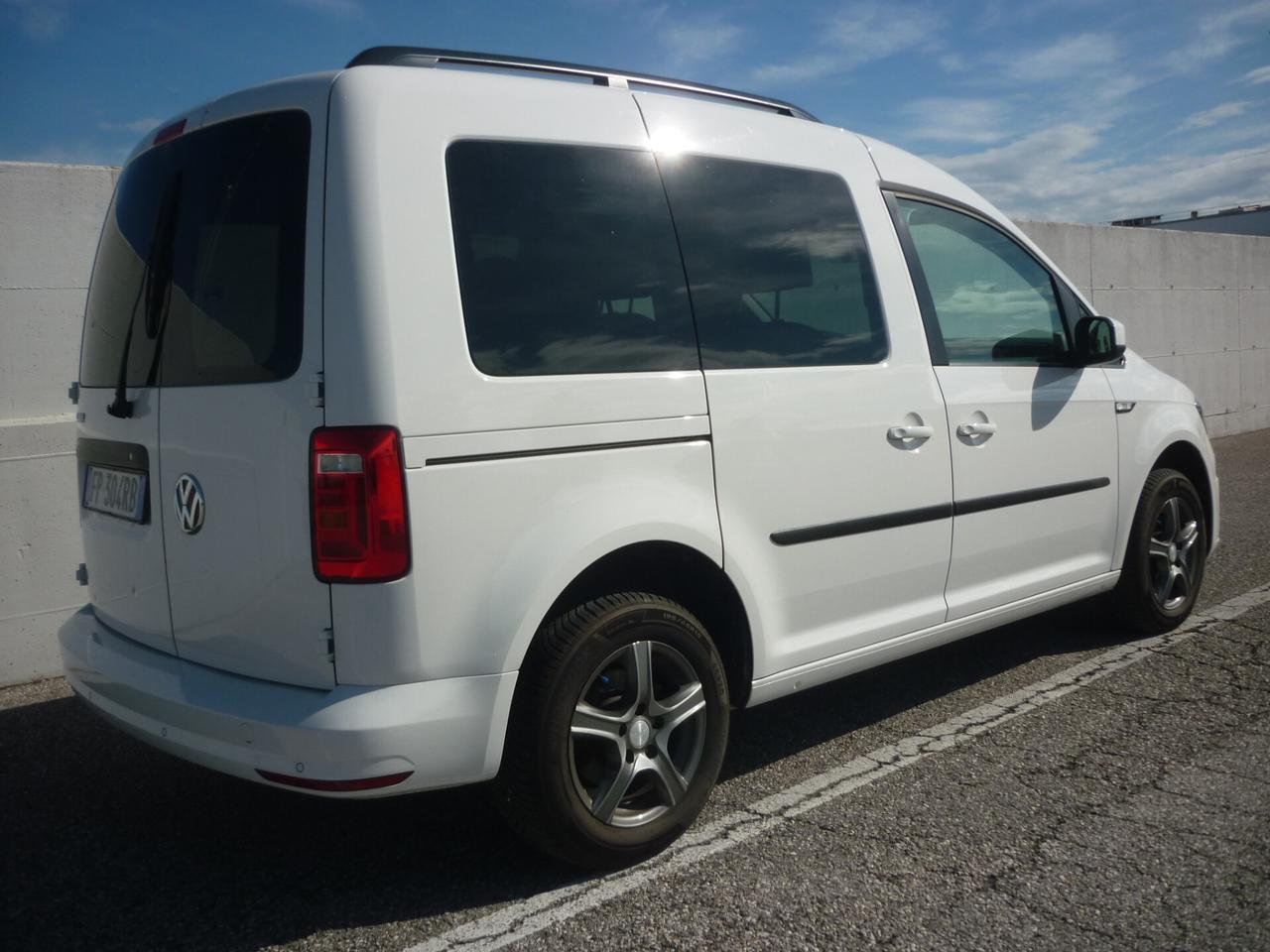 Volkswagen Caddy Pianale Ribassato 2.0 TDI 102 CV DSG Trendline