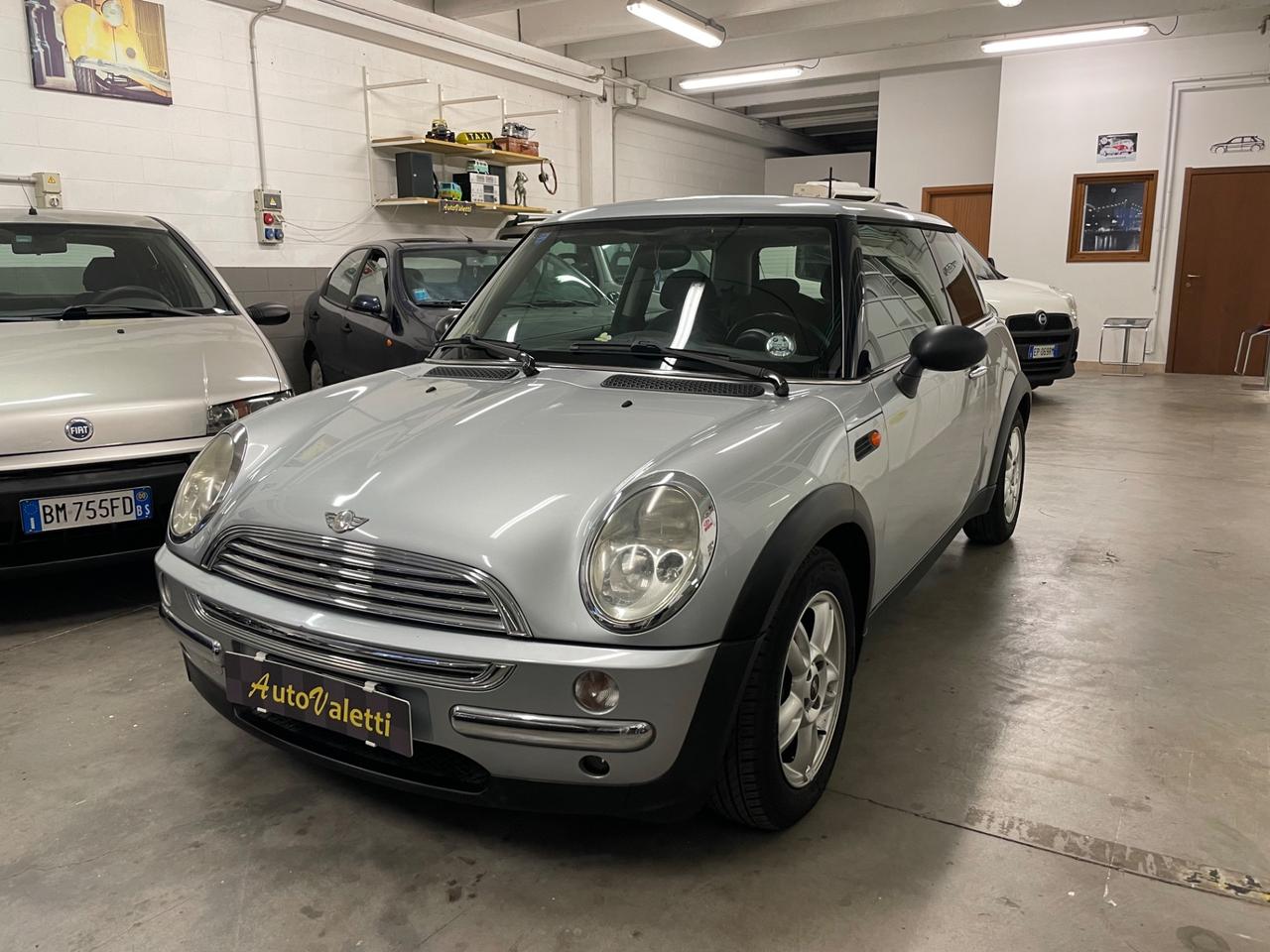 Mini 1.6 16V One de luxe NEOPATENTATI