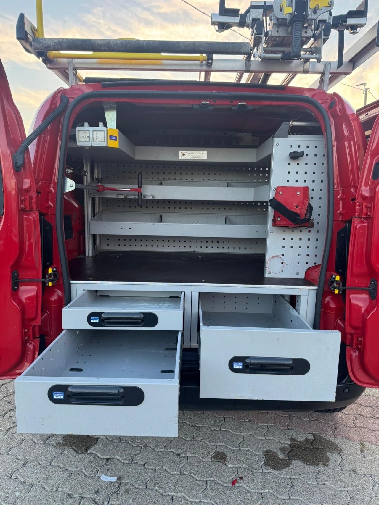 Fiat Fiorino 1.3 MJT 95CV Cargo