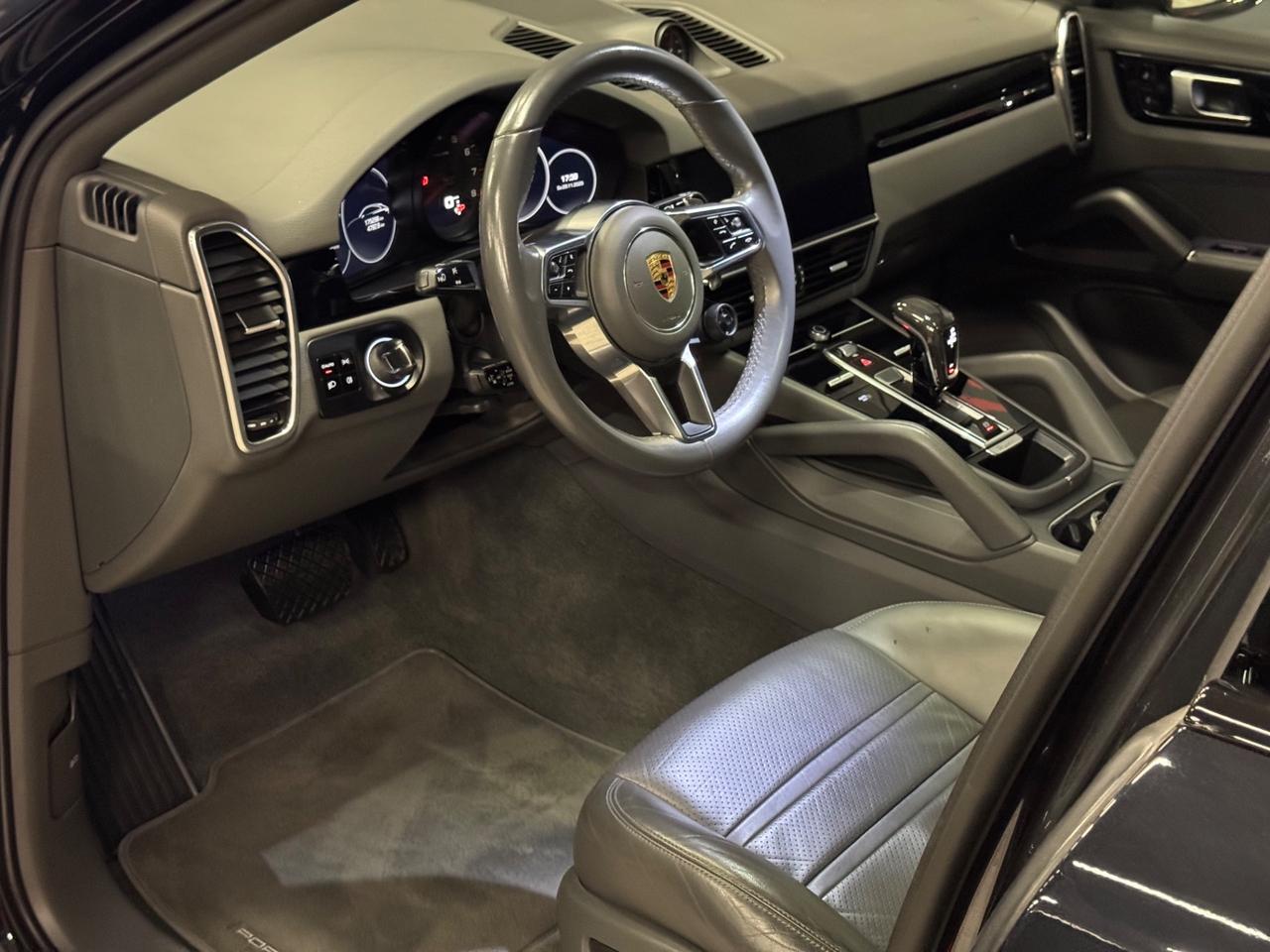 Porsche Cayenne Coupé 3.0 V6