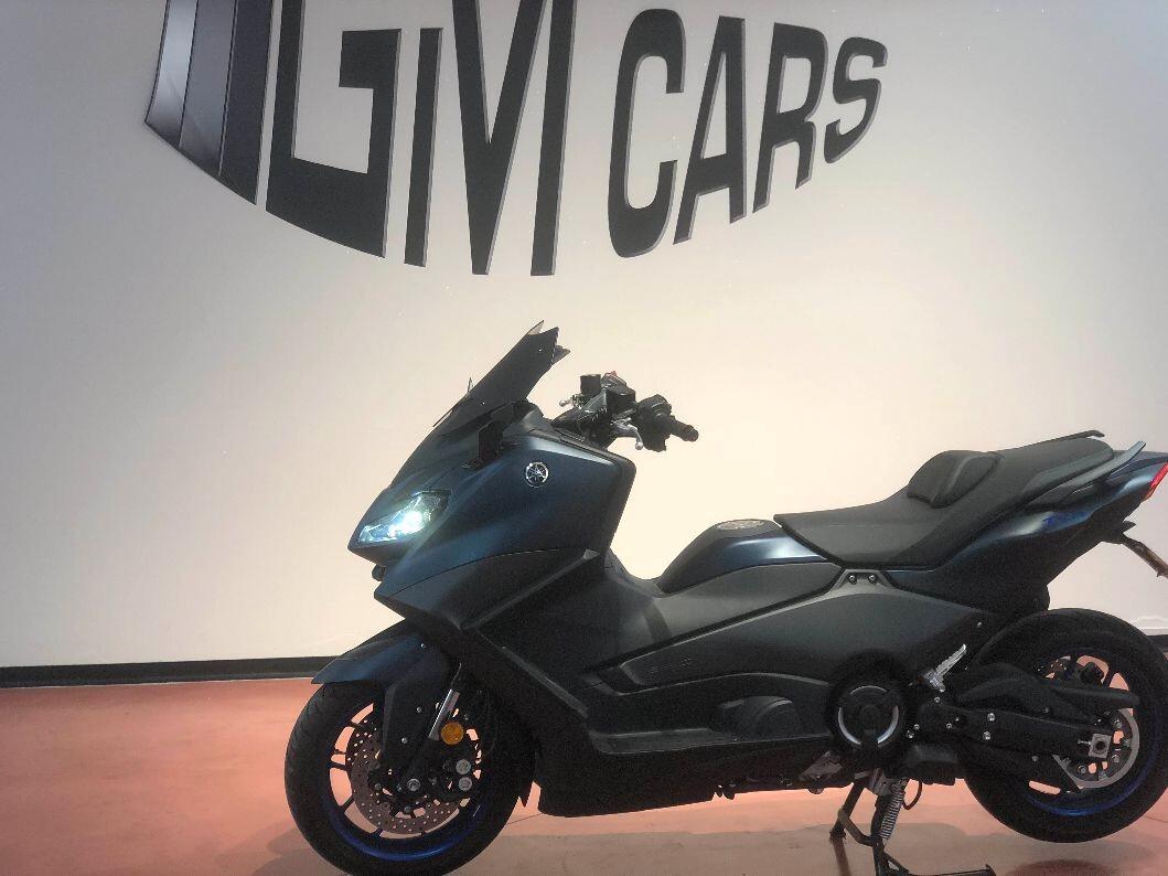 Yamaha TMAX 560