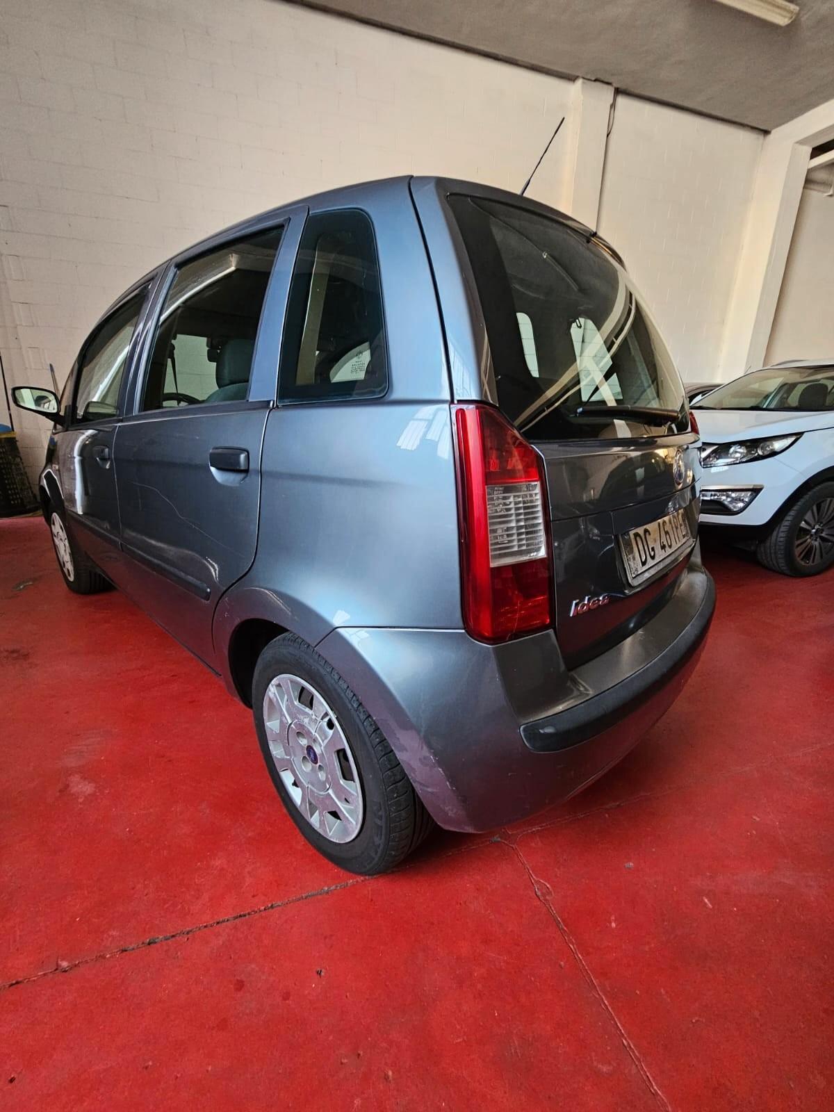 Fiat Idea 1.4 BlackEnergy Gpl