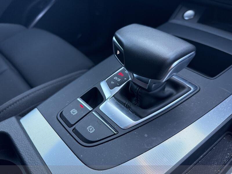 Audi Q5 I 2021 Sportback Sportback 40 2.0 tdi mhev 12V S line quattro s-
