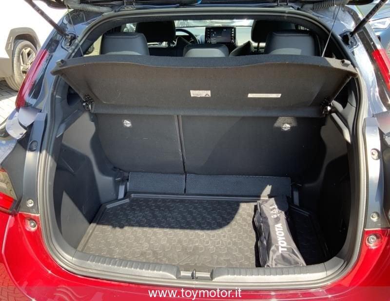 Toyota Yaris 4ª serie 1.5 Hybrid 5 porte Style