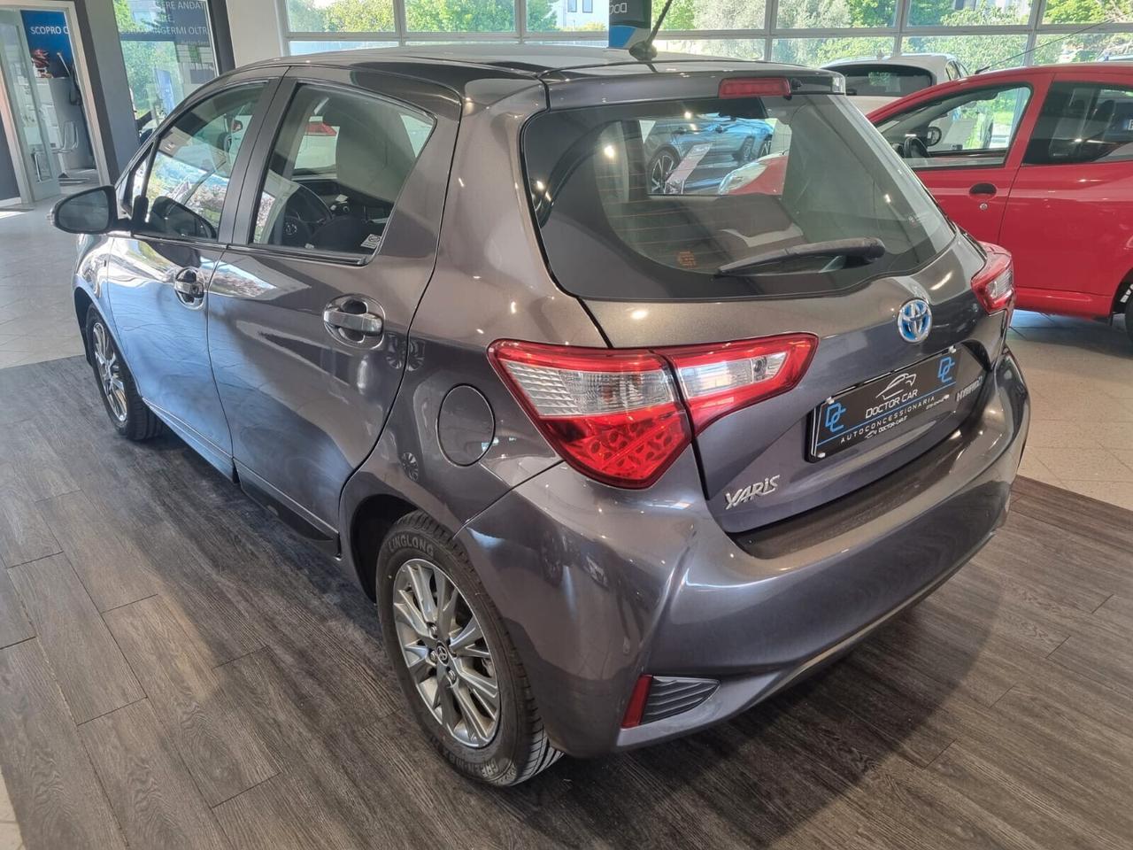 Toyota Yaris 1.5 Hybrid 5 porte Active