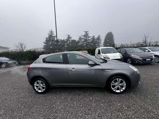 Alfa Romeo Giulietta Giulietta III 2010 1.6 jtdm(2) Exclusive