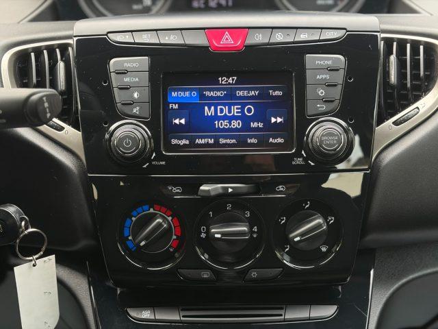 LANCIA Ypsilon 1.2 69 CV 5P Gold