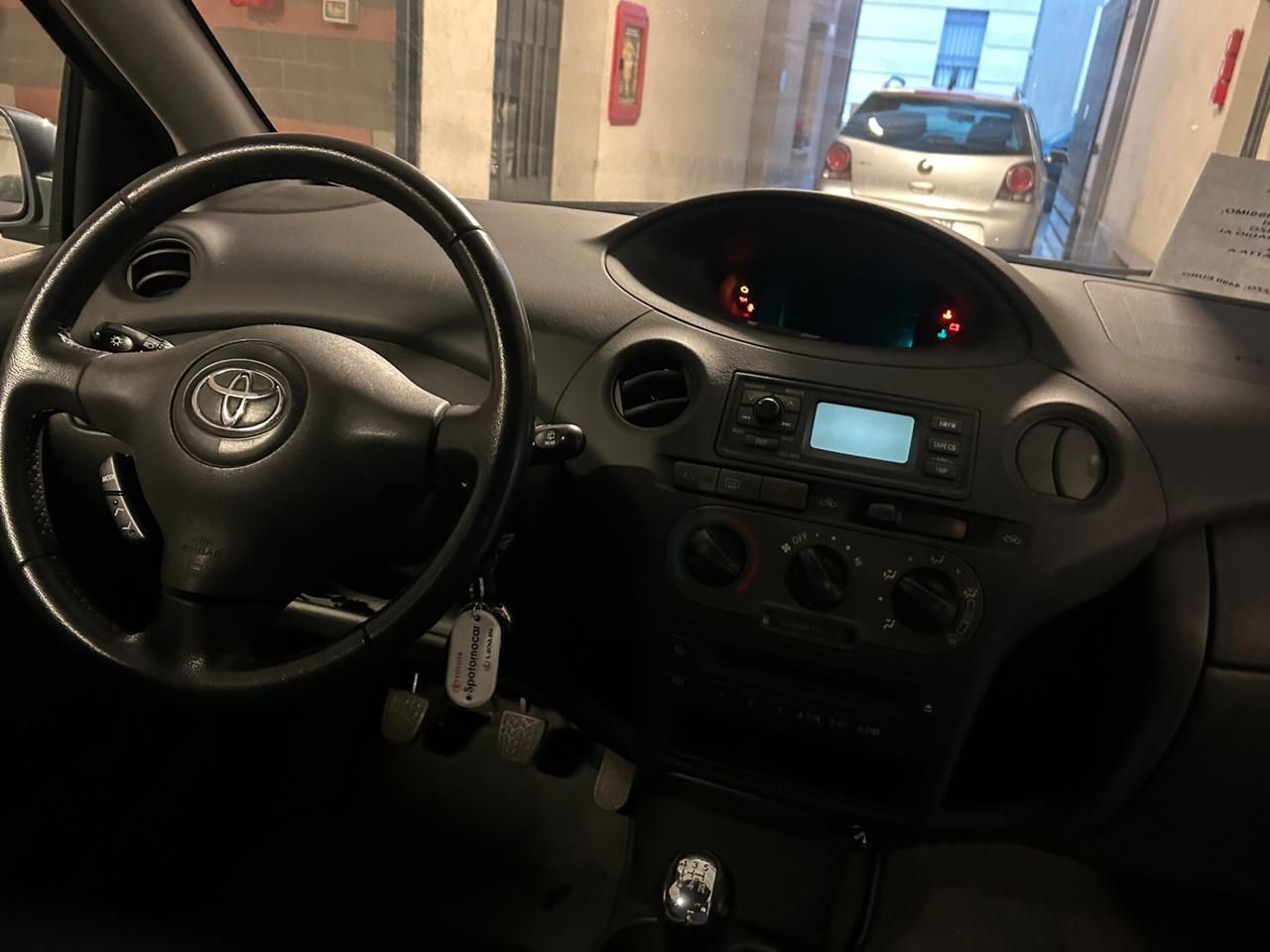 Toyota Yaris 1.0 5 porte Sol