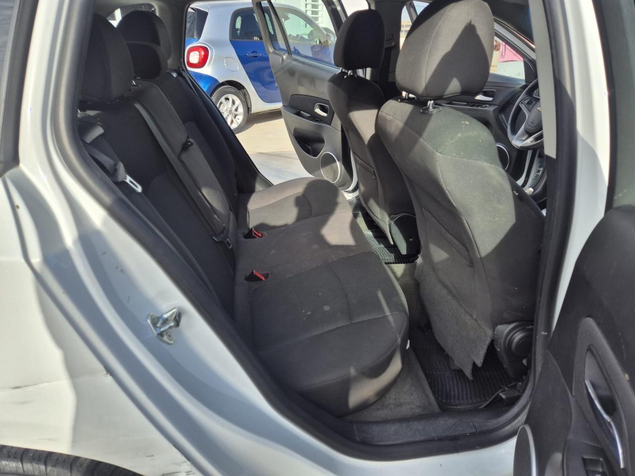 Chevrolet Cruze 1.7 Diesel Station Wagon Start/Stop LTZ