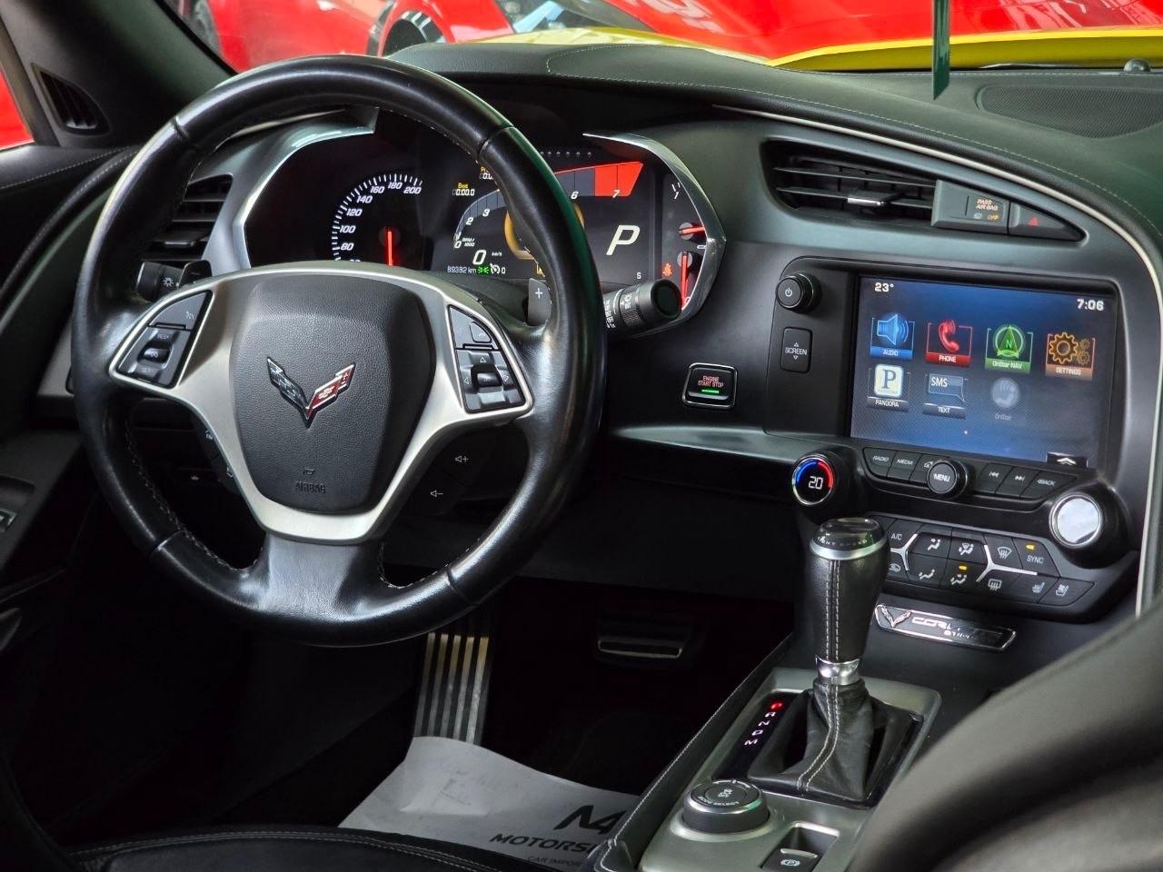 Chevrolet Corvette Stingray 6.2 V8 Z51 2LT