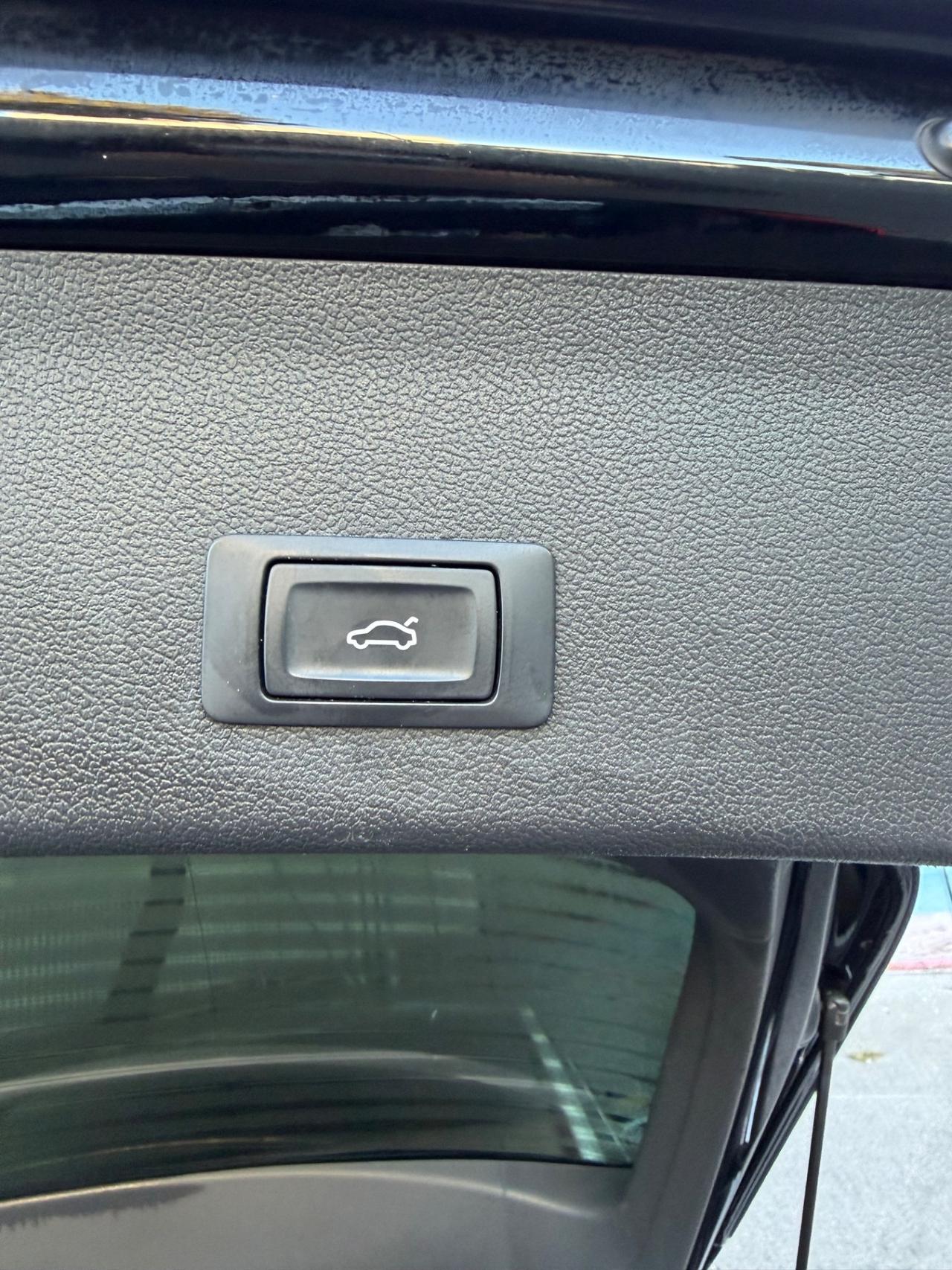 Audi A4 Avant 2.0 TDI 150 CV Sline