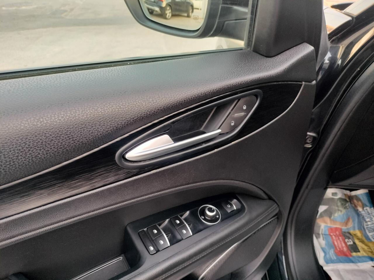 Alfa Romeo Stelvio 2.2 Turbodiesel 210 CV AT8 Q4 VELOCE TI