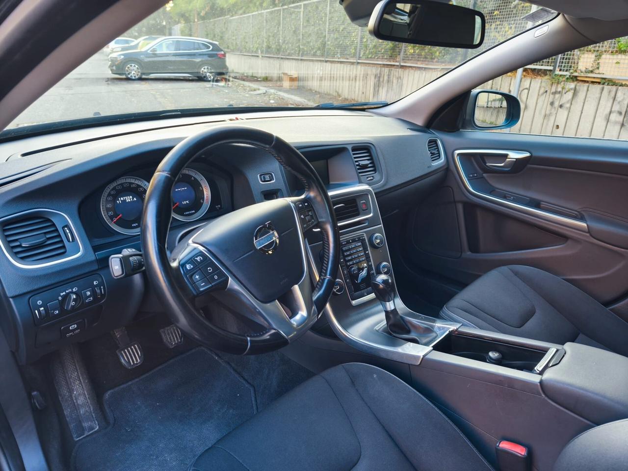 Volvo V60 D4 Momentum