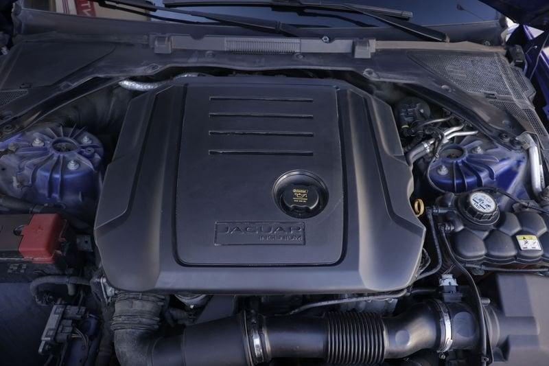 Jaguar XE Jaguar XE 2.0d i4 180cv Portfolio 132KW ANNO 2016