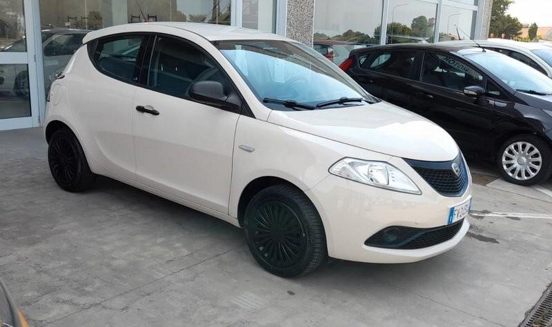 Lancia Ypsilon 1.2 69 CV 5 porte S&S Elefantino Blu