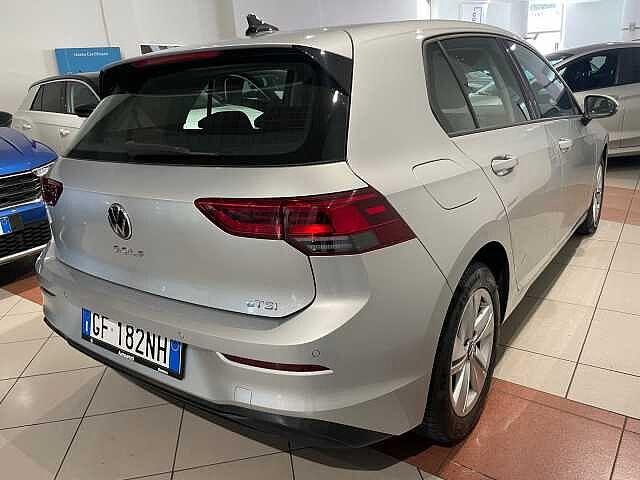 Volkswagen Golf 8ª serie 1.0 eTSI EVO DSG Life