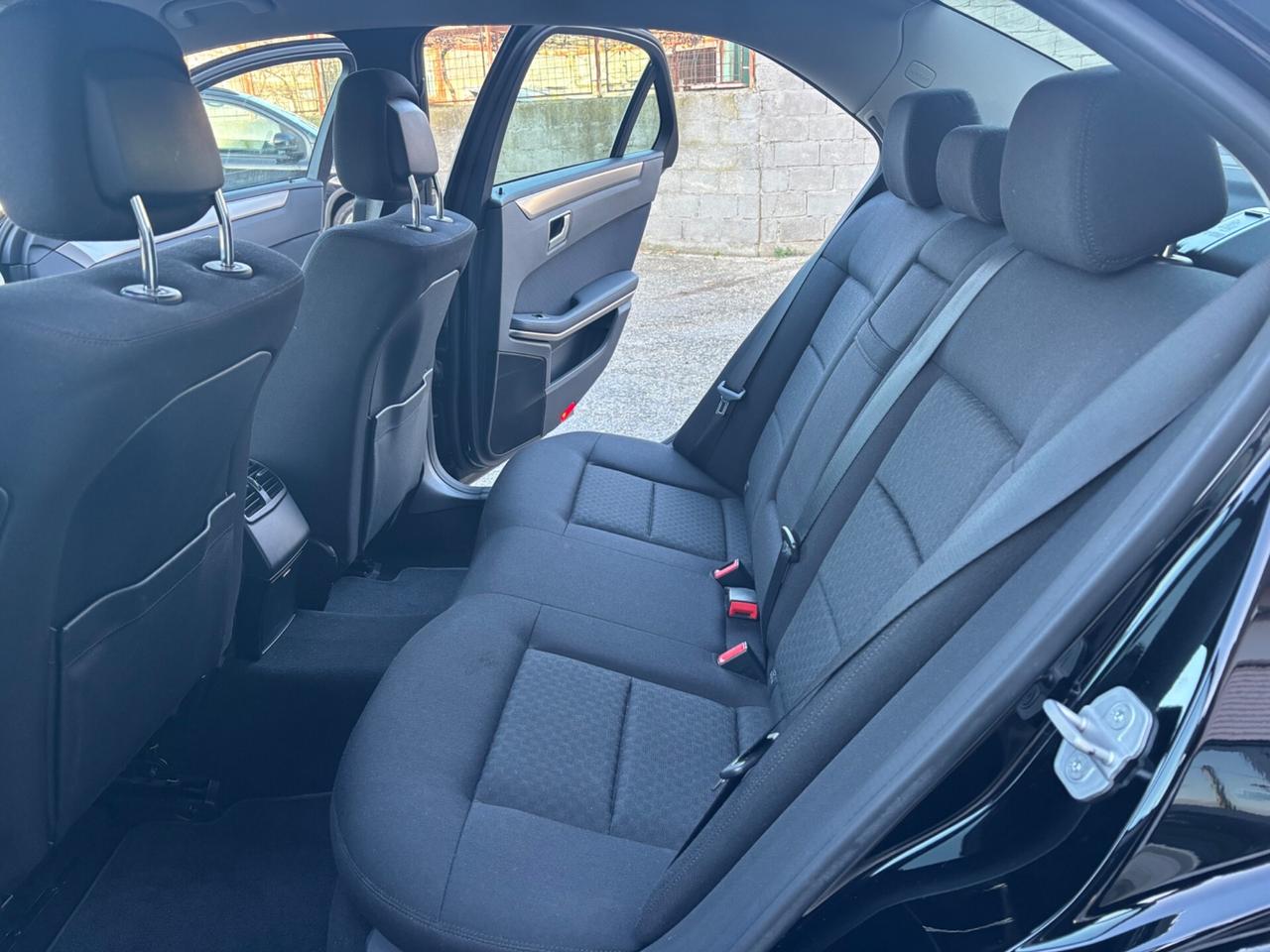 Mercedes-benz E 200 CDI BlueEFFICIENCY km96000