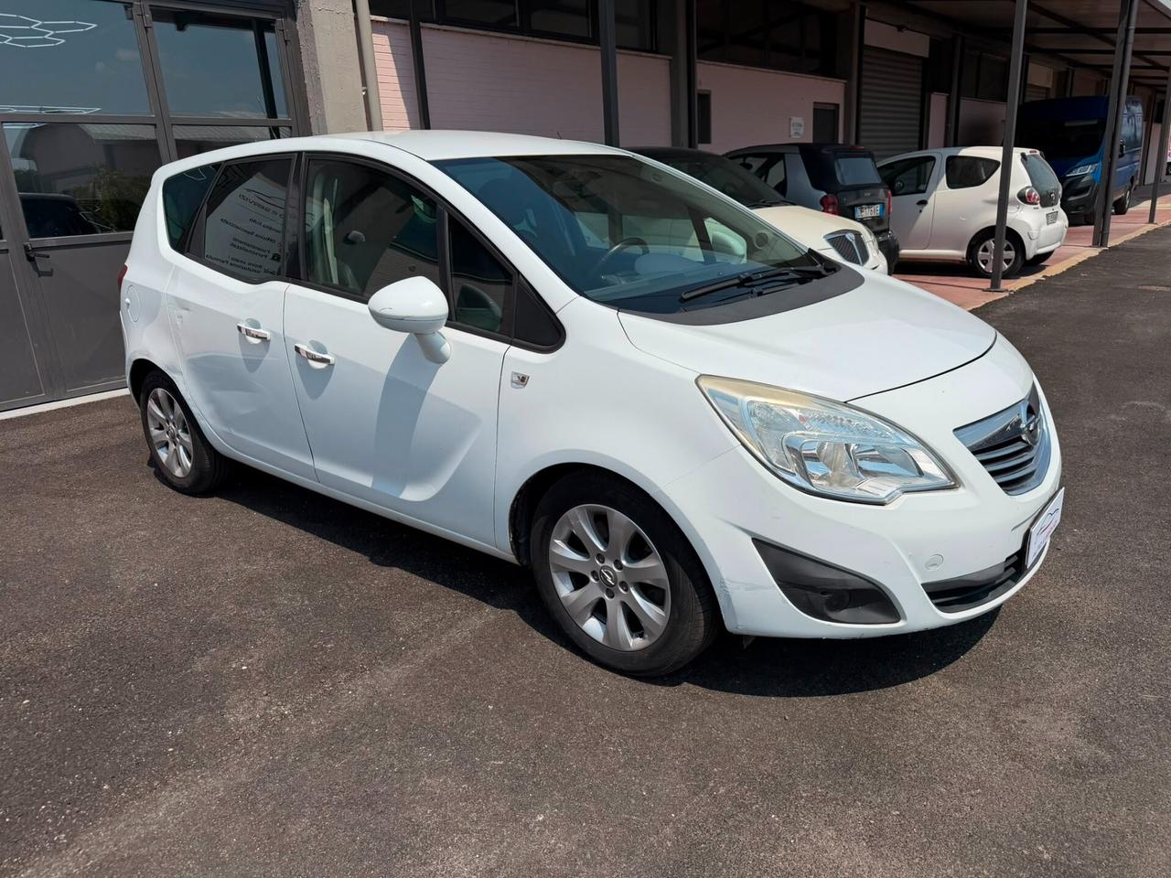 Opel Meriva 1.7 CDTI 110CV b-color
