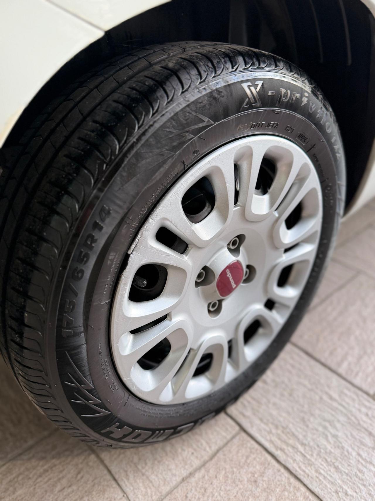 Fiat Panda 1.2 EasyPower Lounge GPL di serie