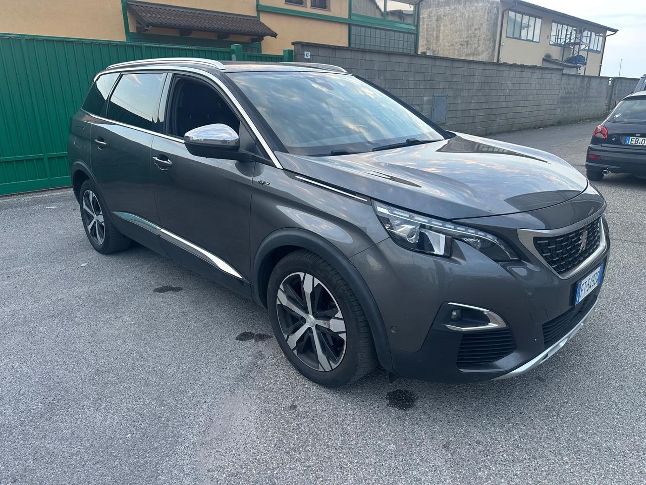 Peugeot 5008 GT LINE 7 POSTI