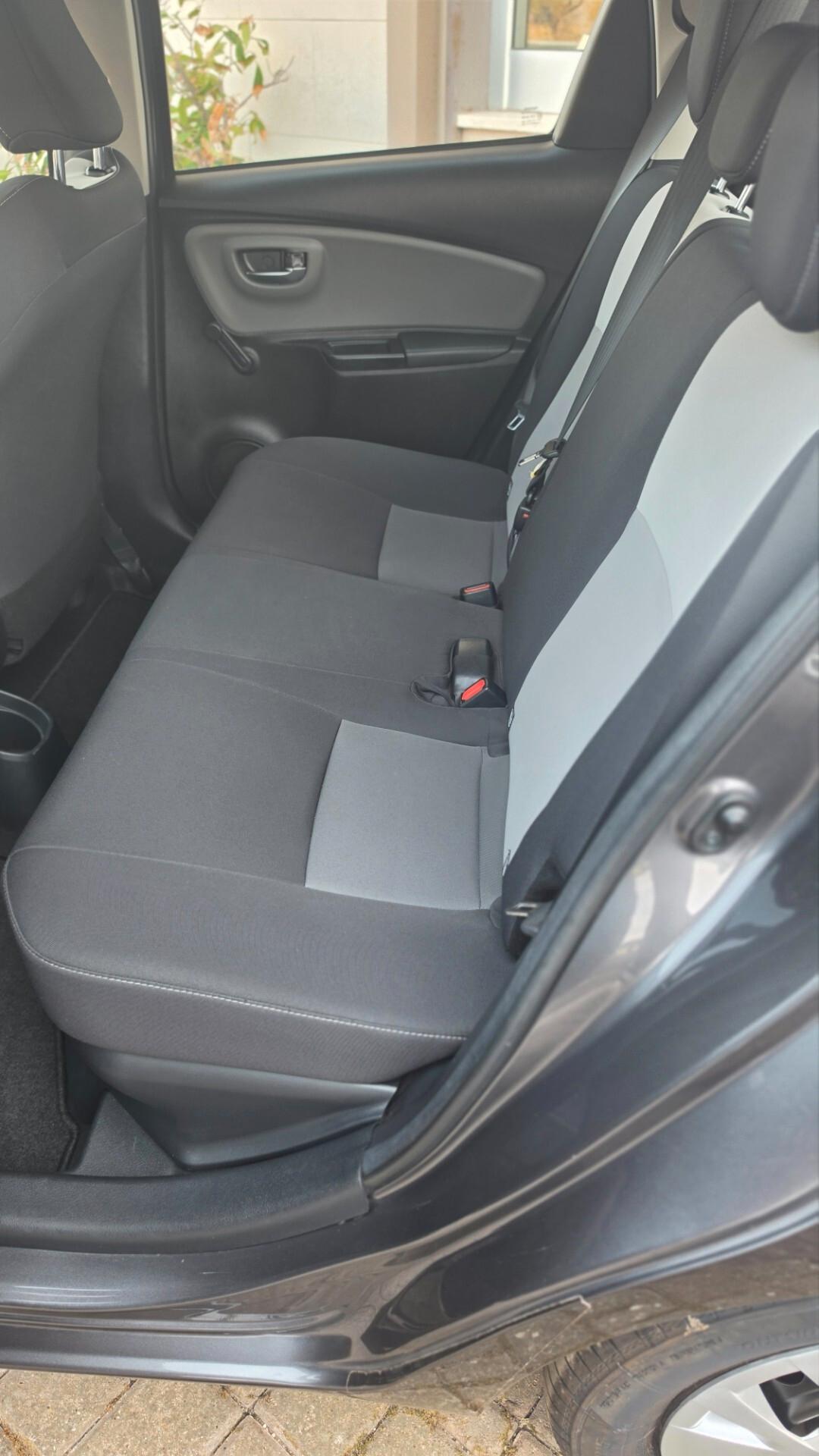 Toyota Yaris 1.5 Hybrid 5 porte Active