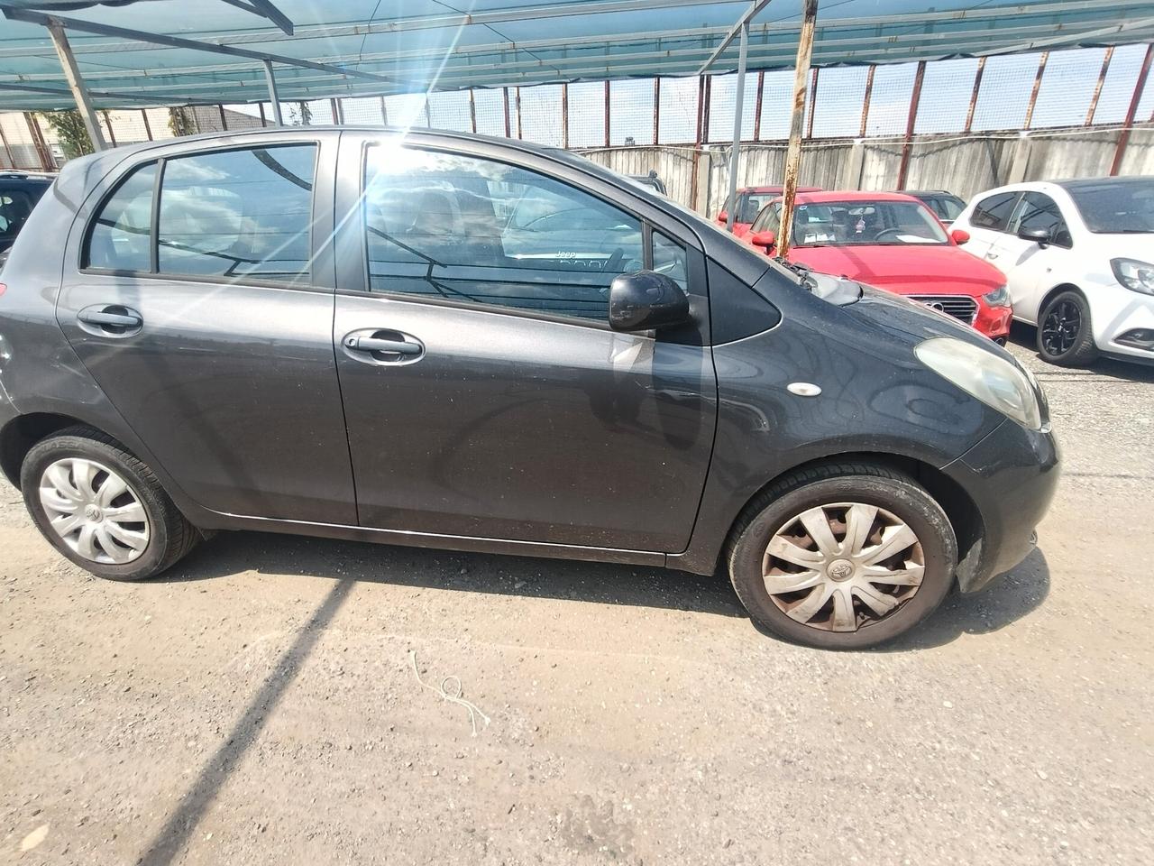 Toyota Yaris 1.3 5 porte