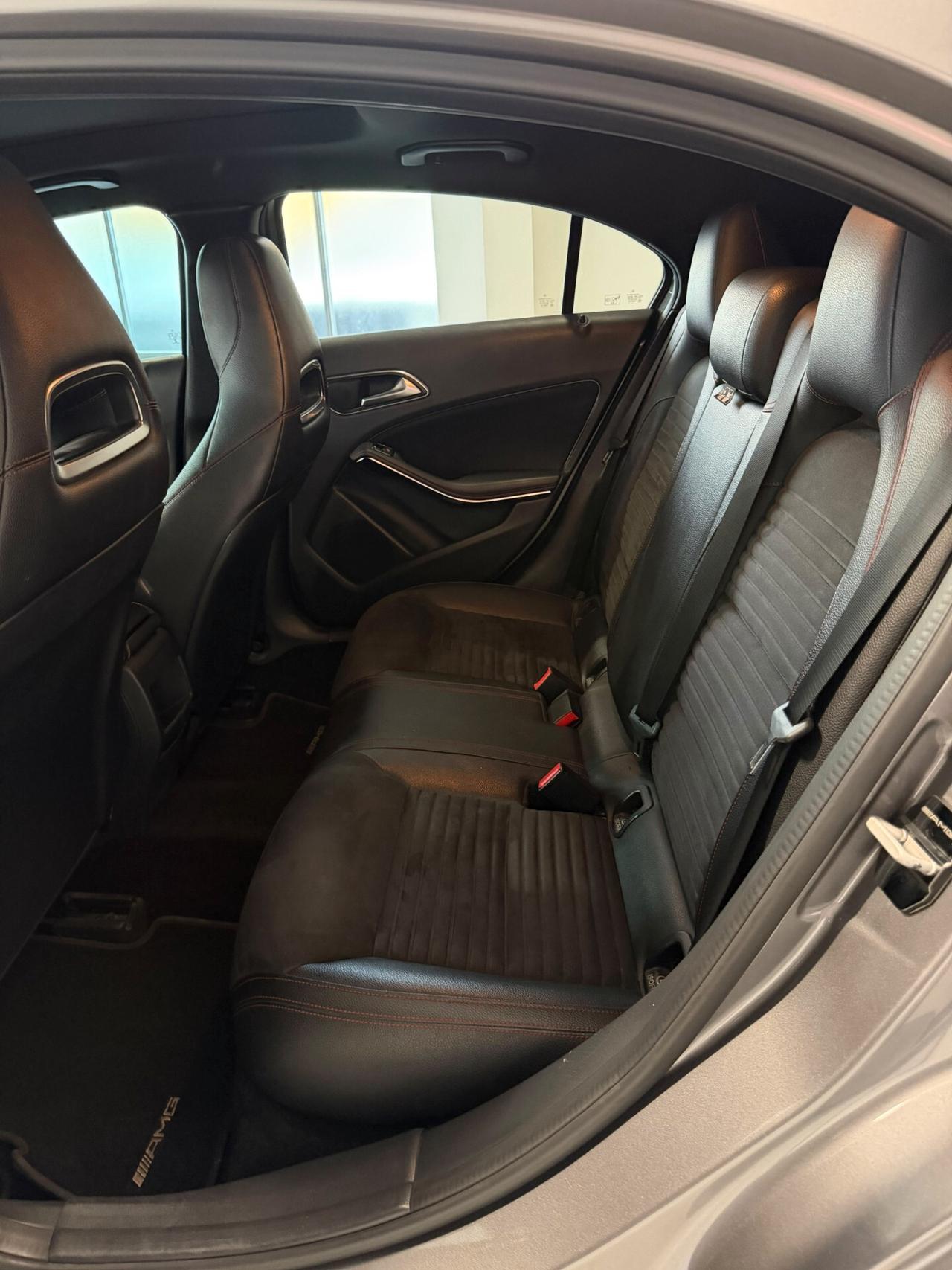 Mercedes-benz A 200 d Automatic 4Matic Premium