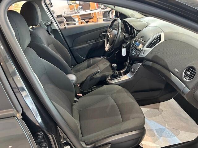 CHEVROLET CRUZE SW 1.6 LT 124cv * 76 000 KM *