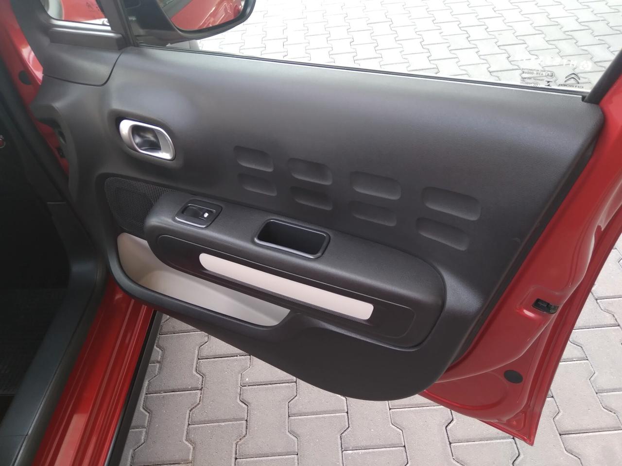 Citroen C3 PureTech 83 S&S Shine x neopatentati