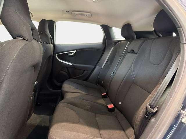 Volvo V40 D2 1.6 Powershift Summum