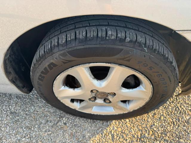 TOYOTA Corolla Verso 1.6 16V