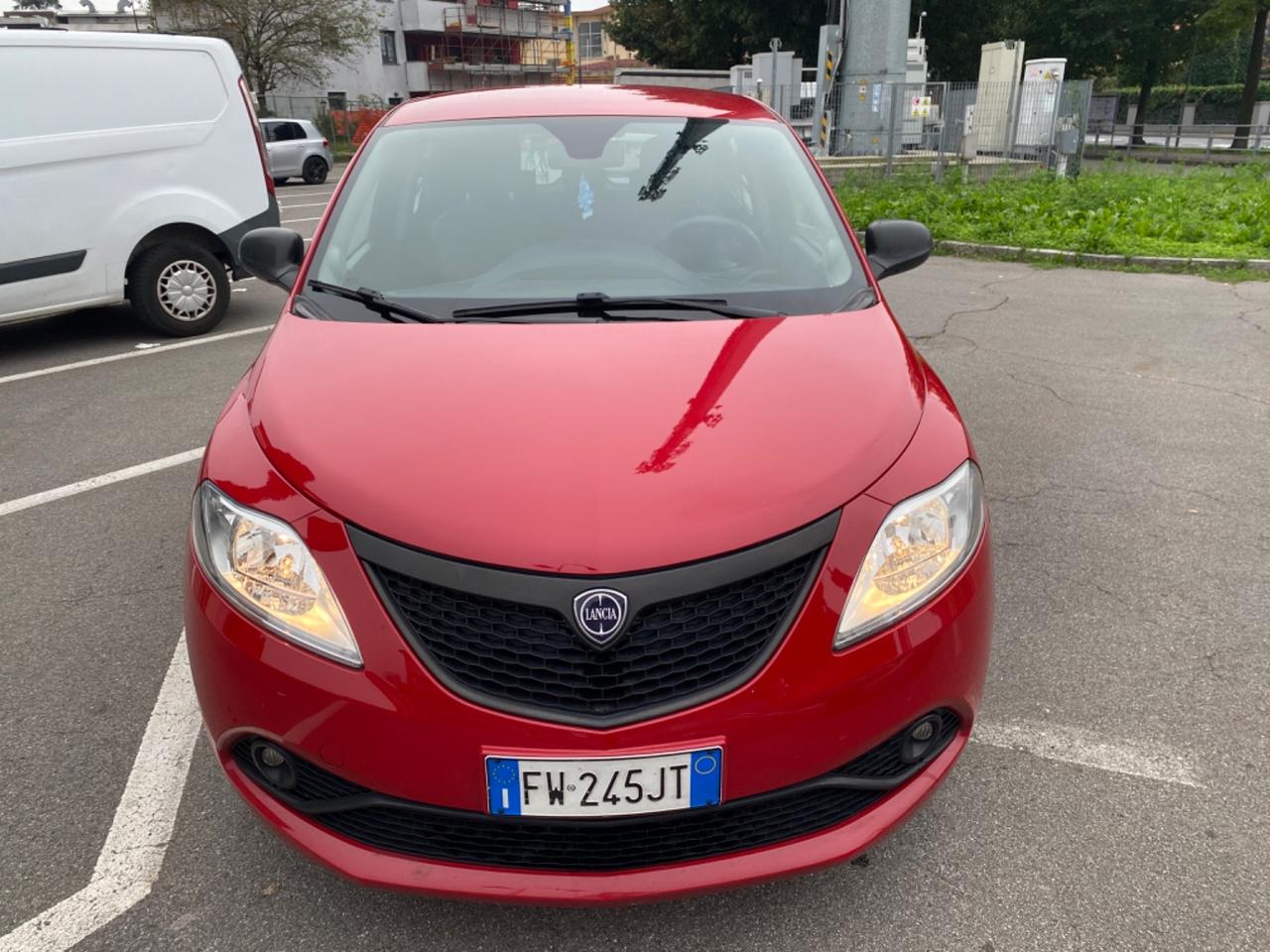 Lancia Ypsilon 1.2 69 CV 5 porte Elefantino Blu