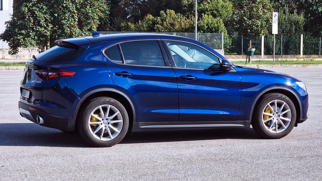 Alfa Romeo Stelvio 2.2 190 CV AT8 RWD Executive