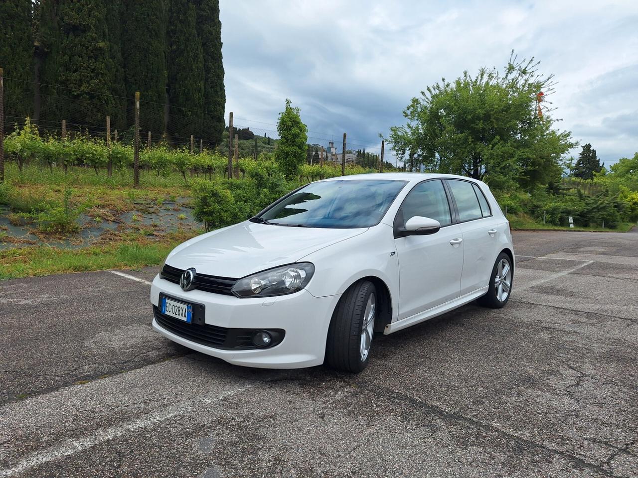 Volkswagen Golf 1.4 TSI 160CV 5p. R-Line