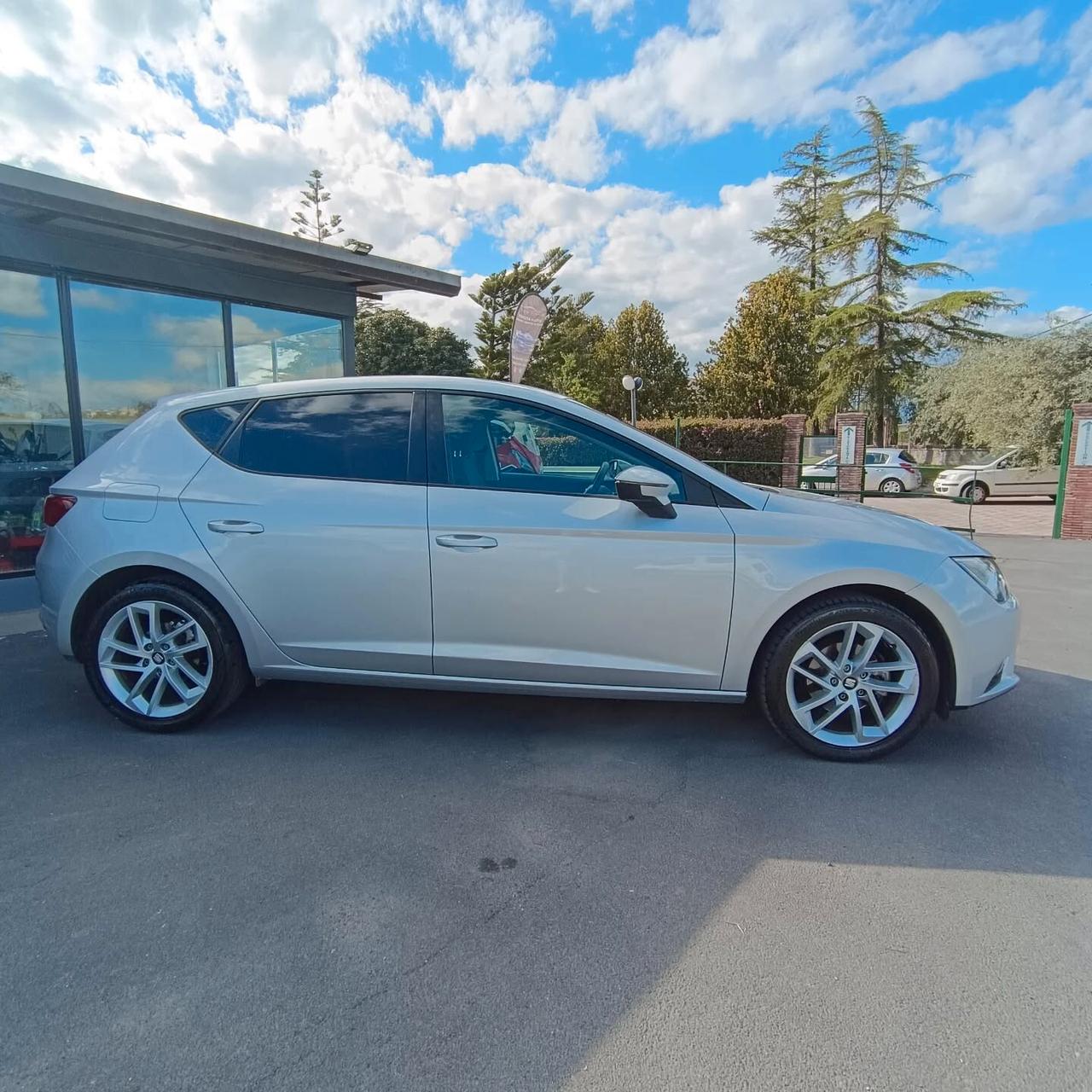 Seat Leon 1.6 TDI 105 CV NUOVA IN TUTTO