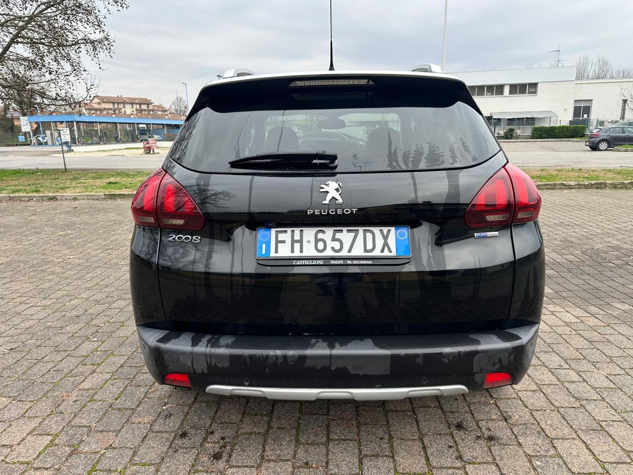 PEUGEOT 2008 BENZINA NEOPATENTATI