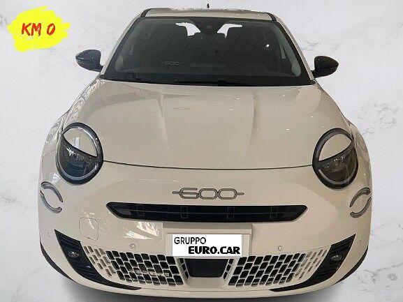 Fiat 600 Hybrid Hybrid 100 CV DCT MHEV